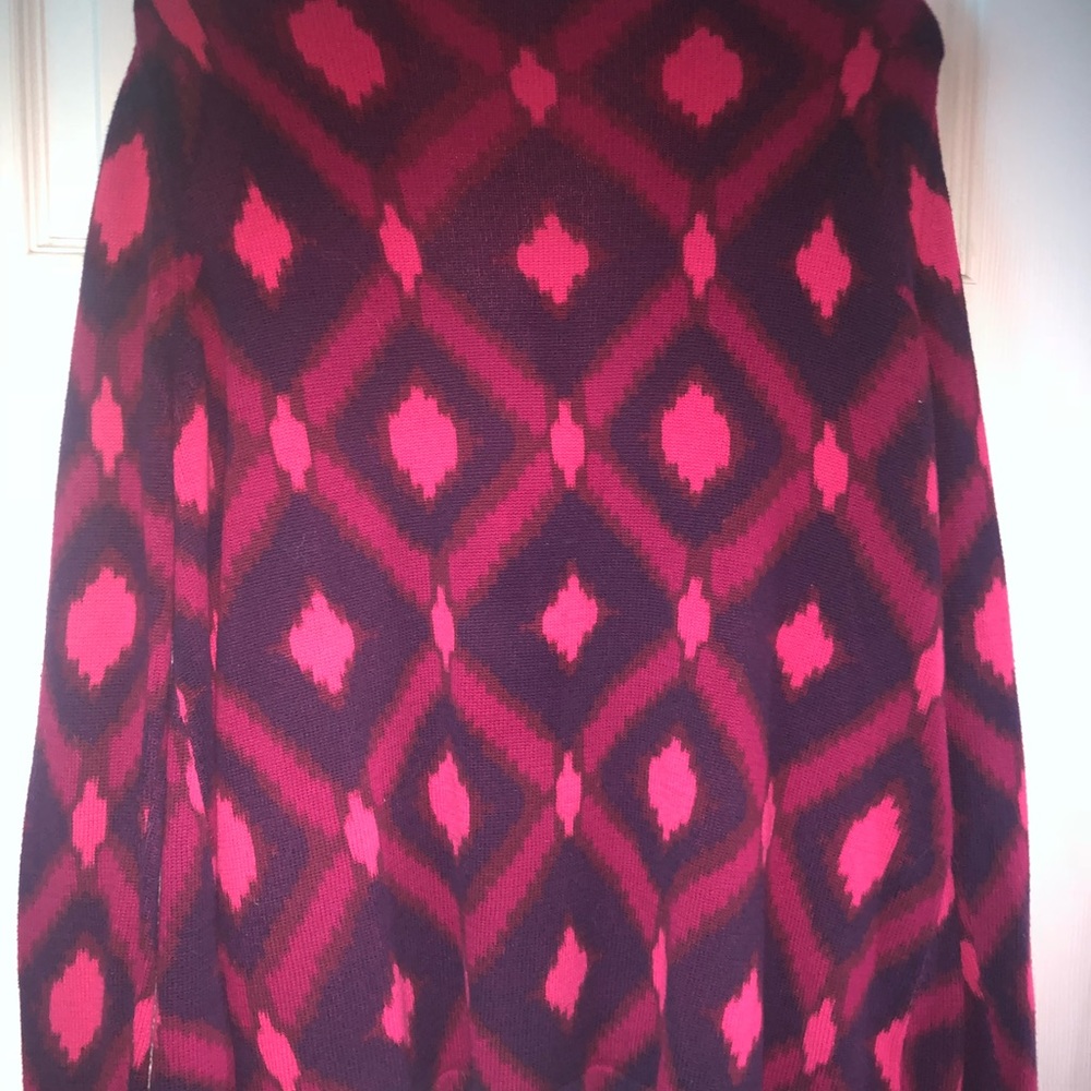 Sweater - Picture 3 of 3